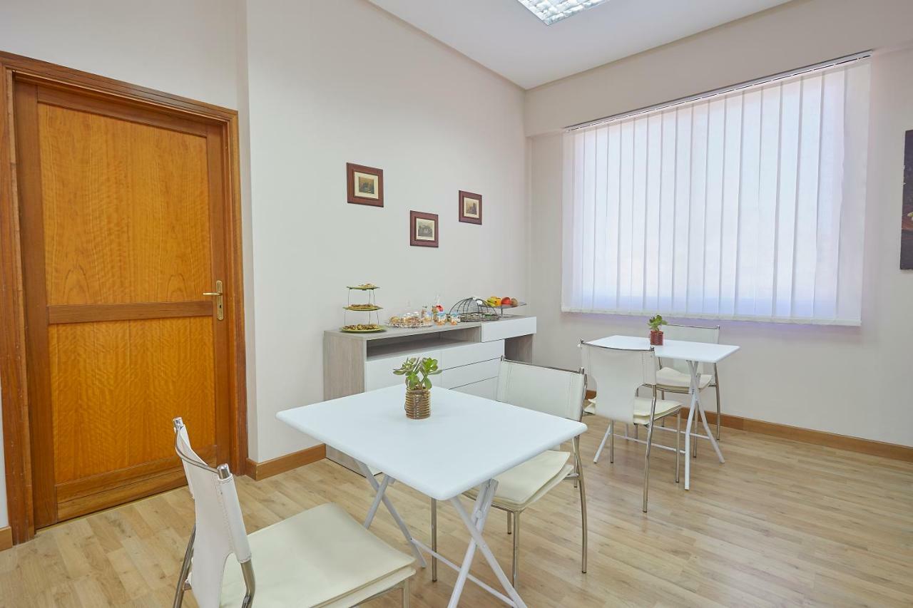 Sturzo 44 Bed & Breakfast Palermo Eksteriør bilde